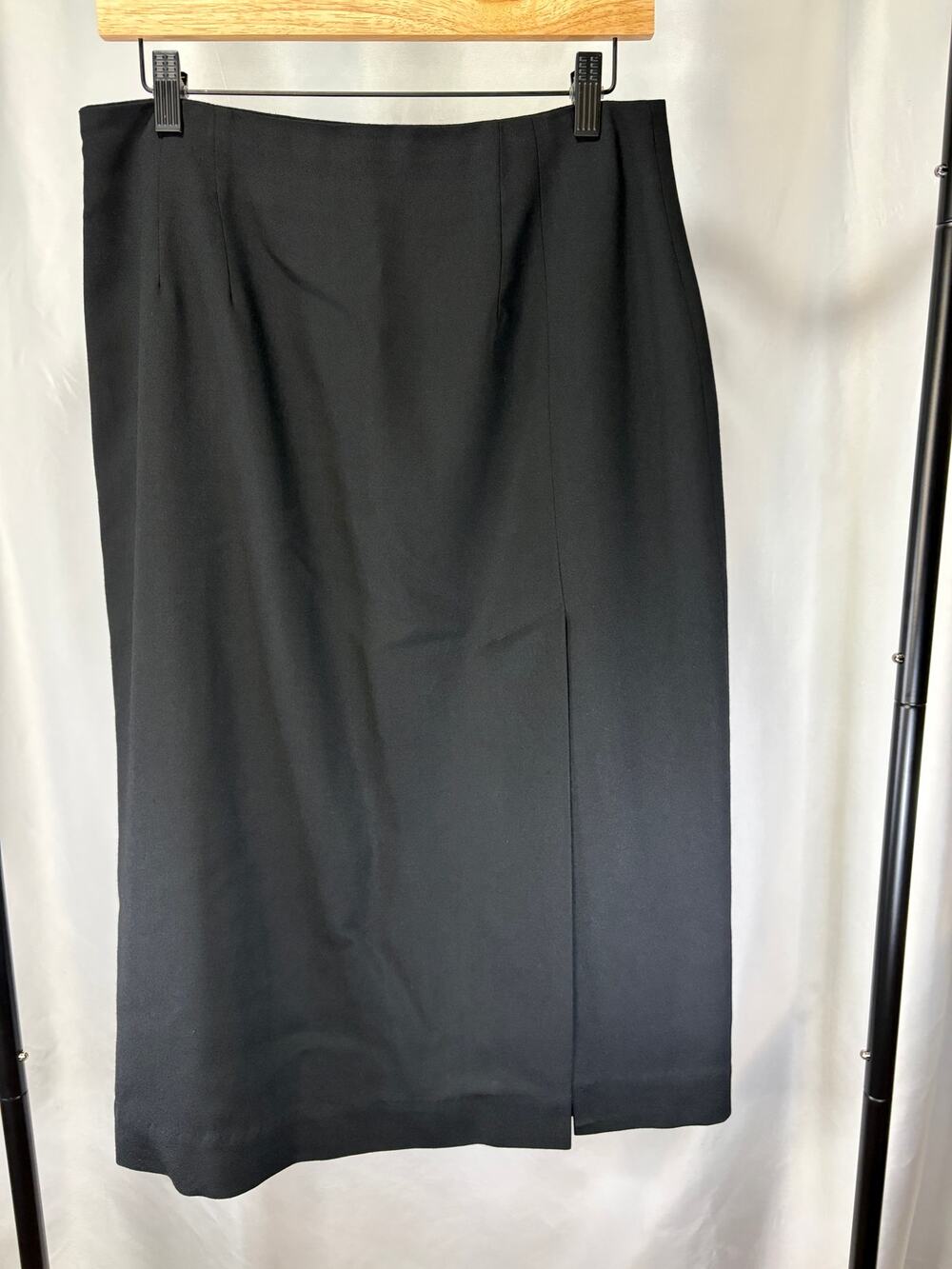 Covelli Vintage Black Wool Midi Pencil Skirt Size 12 Made USA Career Workwear